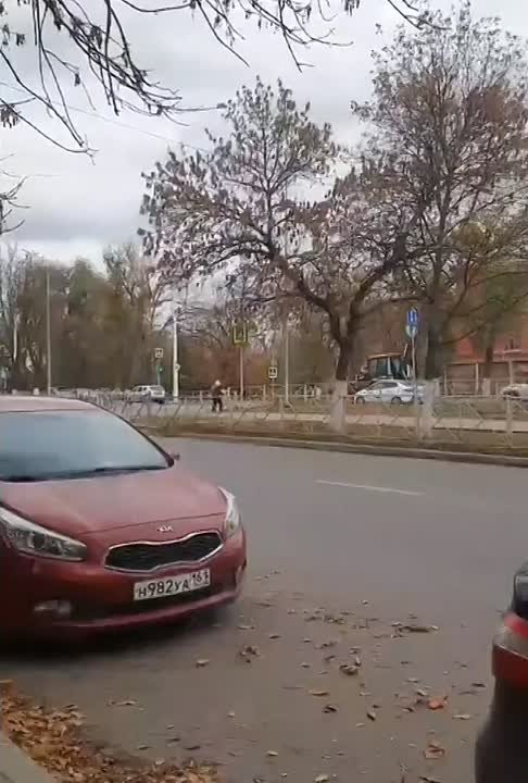 Screen_Recording_20251031_222935_VK.mp4