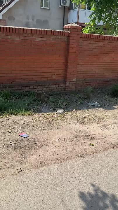 2_5467580705968005890.MOV